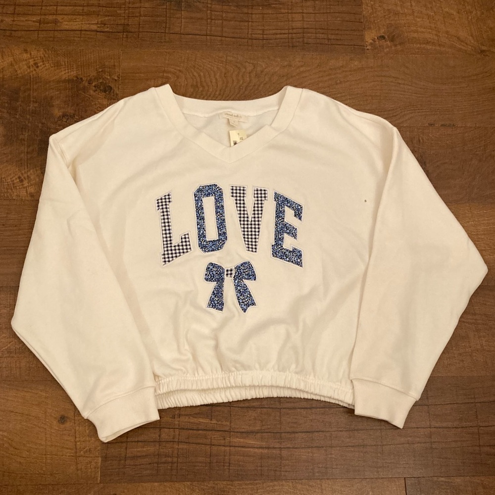 Aeropostale ‘LOVE’ Graphic Sweatshirt Cloud Soft Technology Women’s S NEW w/ Tag